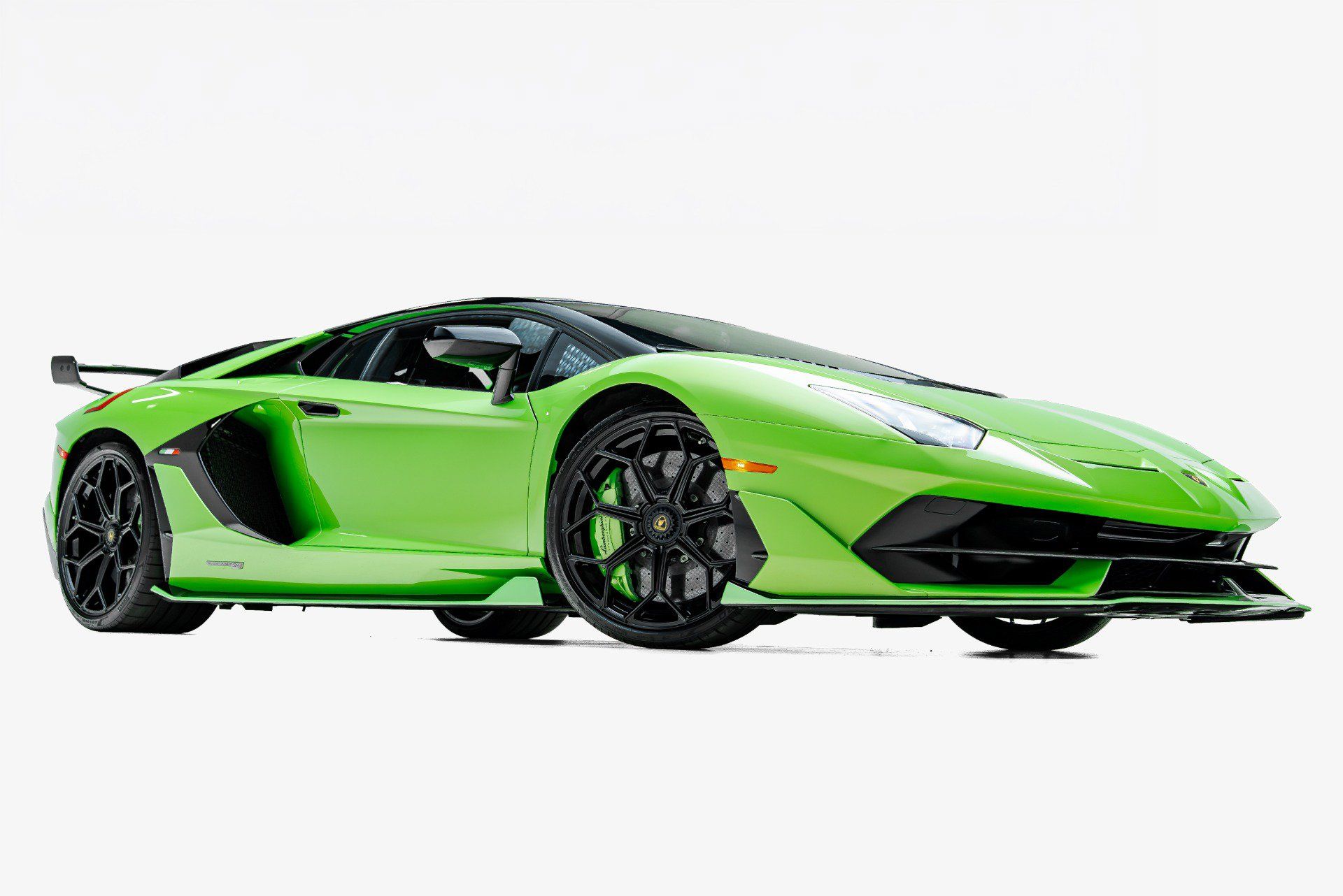 Used 2019 Lamborghini Aventador SVJ AWD/4WD image 16