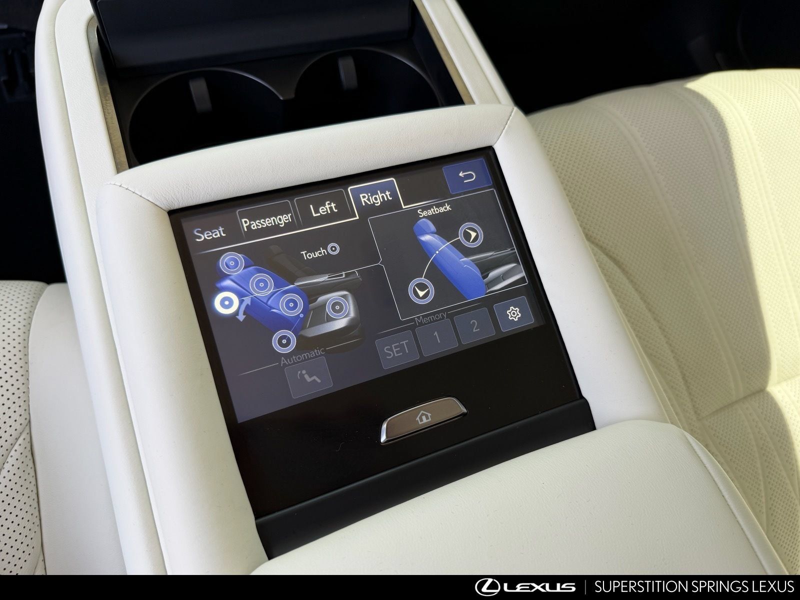 Certified 2023 Lexus LS 500h AWD w/ Luxury Package image 31