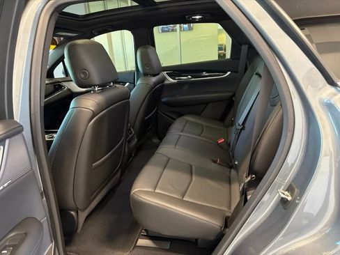 Used 2020 Cadillac XT5 Premium Luxury AWD/4WD image 17