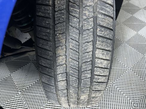 Used 2013 Nissan Frontier SV image 24