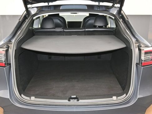 Used 2023 Tesla Model Y Long Range AWD/4WD image 19