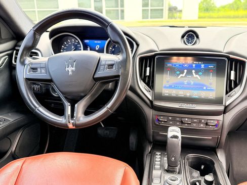 Used 2019 Maserati Ghibli image 12