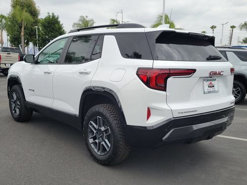 New 2026 GMC Terrain AT4 AWD/4WD image 3