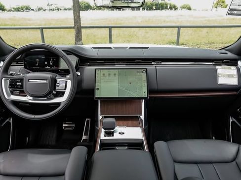 New 2026 Land Rover Range Rover SE AWD/4WD image 16