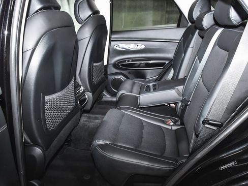 Used 2025 Genesis GV70 2.5T image 48