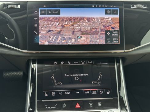 Certified 2025 Audi Q7 3.0T Prestige image 12