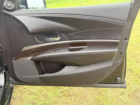 Used 2015 Acura RLX w/ Technology Package FWD image 25