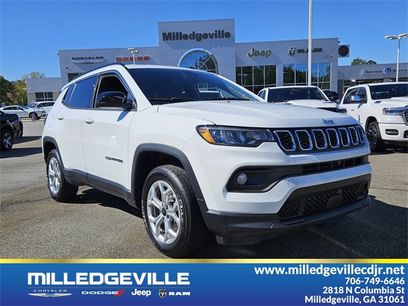 Used 2025 Jeep Compass Latitude