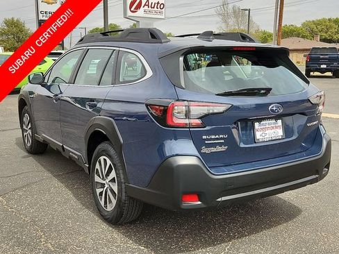 Used 2025 Subaru Outback AWD/4WD image 2