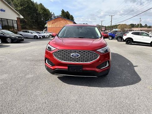 Used 2024 Ford Edge SEL AWD/4WD image 2