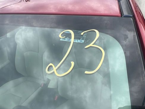 Used 2017 Subaru Impreza 2.0i Premium image 32