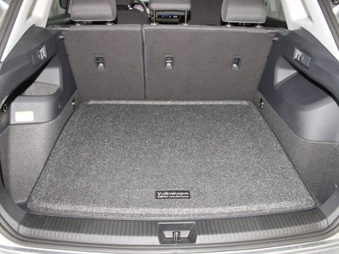 New 2025 Volkswagen Tiguan S FWD image 25