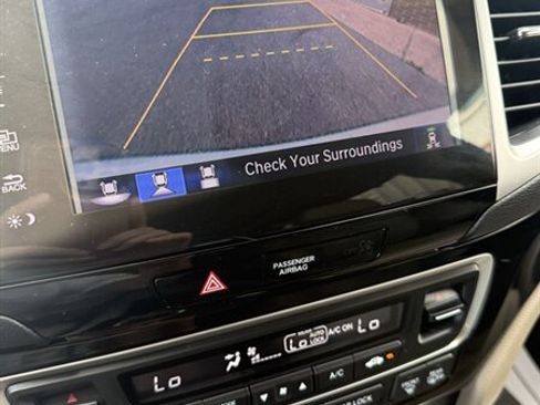 Used 2018 Honda Pilot Elite image 23