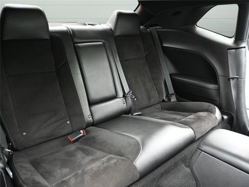 Used 2021 Dodge Challenger R/T Scat Pack w/ Plus Package image 25