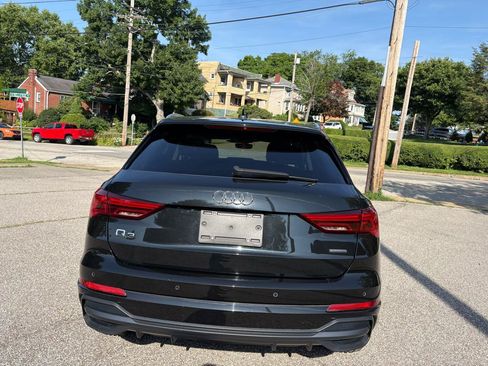 Used 2021 Audi Q3 2.0T Premium w/ Convenience Package AWD/4WD image 8