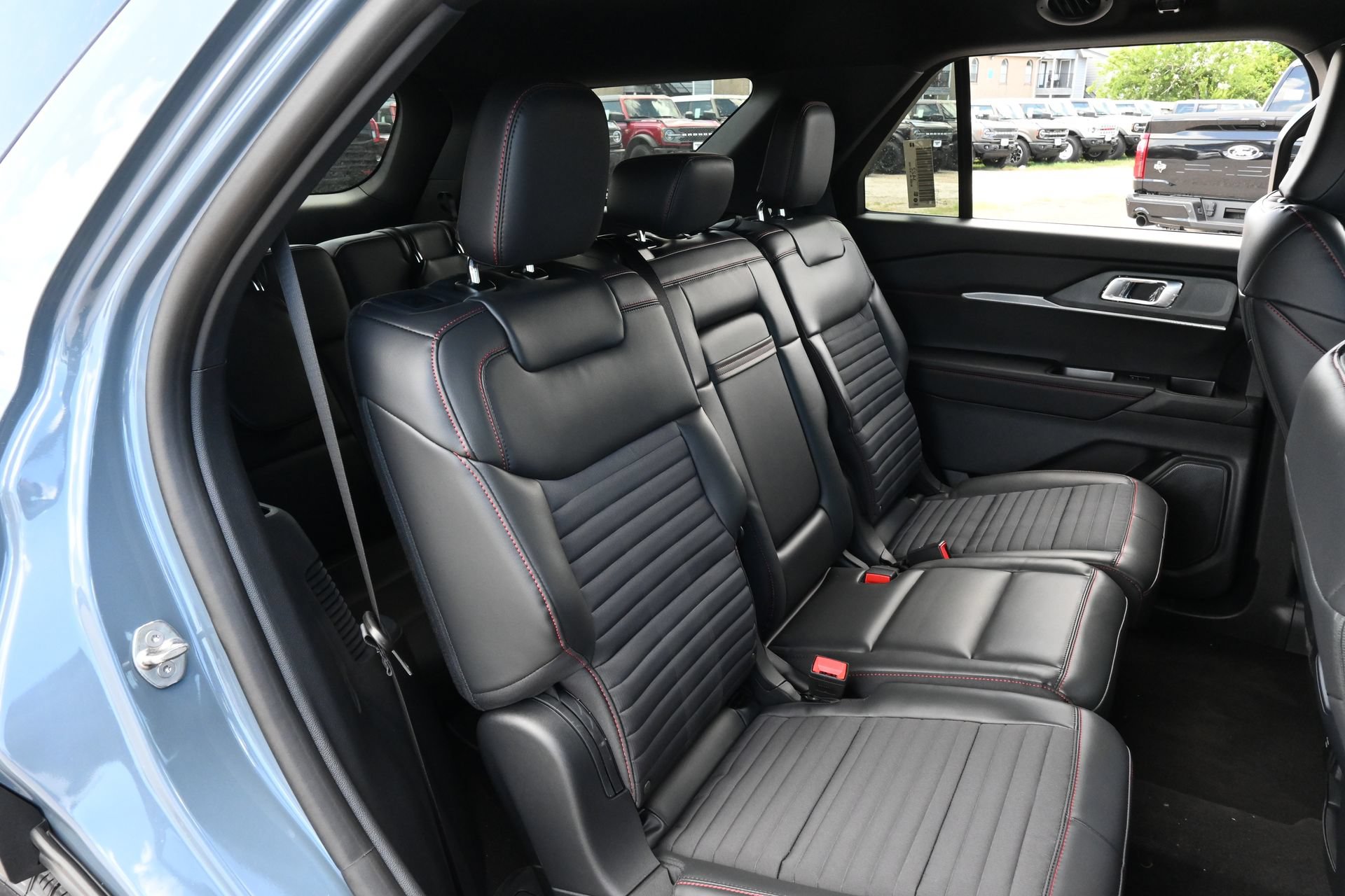 New 2026 Ford Explorer ST-Line w/ Premium Package RWD image 21