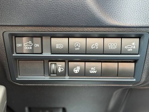 Used 2024 Toyota Tundra SR5 w/ Advanced Technology Package AWD/4WD image 27