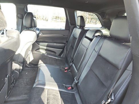 Used 2018 Jeep Grand Cherokee Altitude image 18