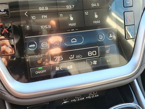 Used 2024 Subaru Outback Onyx Edition image 16