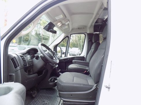 Used 2023 RAM ProMaster 2500 image 24