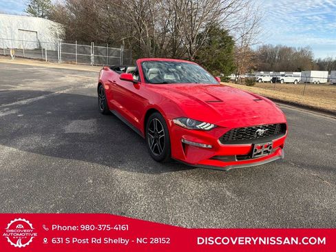 Used 2018 Ford Mustang Premium image 13