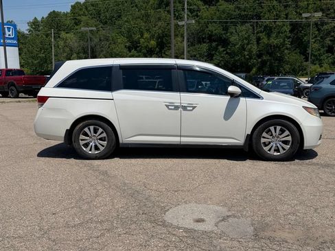 Used 2016 Honda Odyssey EX-L image 3