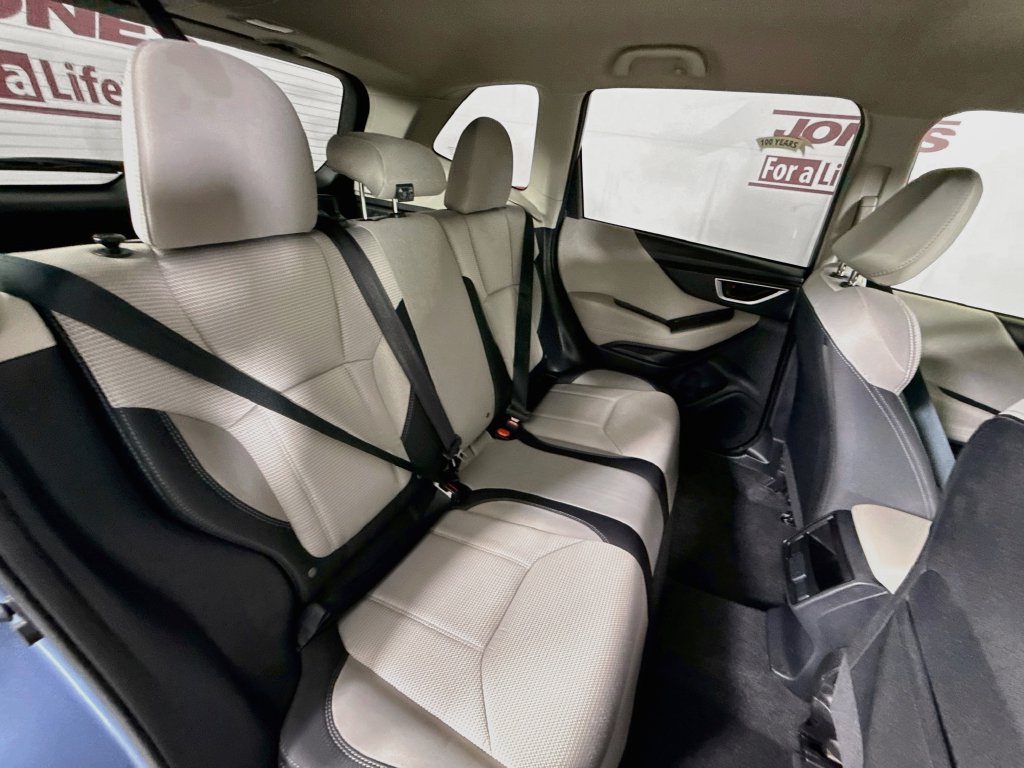 Used 2024 Subaru Forester AWD/4WD image 28