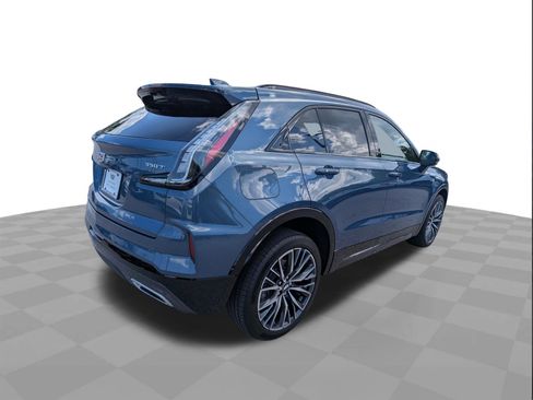 Certified 2024 Cadillac XT4 Sport FWD image 4