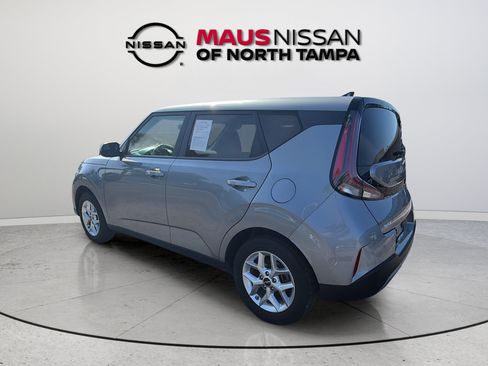Used 2024 Kia Soul LX w/ Option Group 015 FWD image 8
