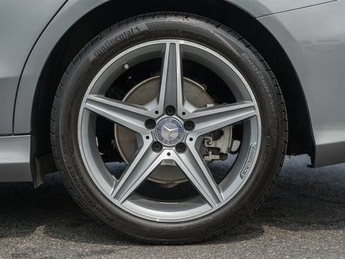 Used 2015 Mercedes-Benz C 300 4MATIC Sedan image 17