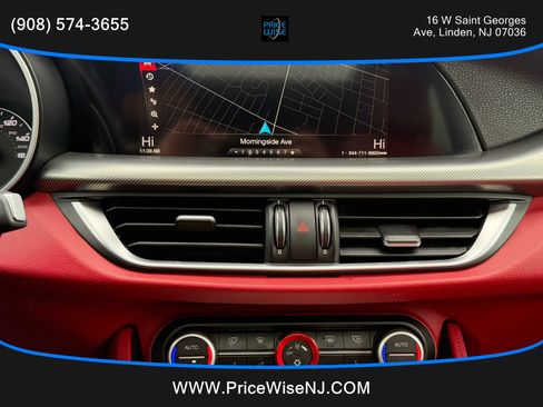 Used 2018 Alfa Romeo Stelvio Ti Sport image 17
