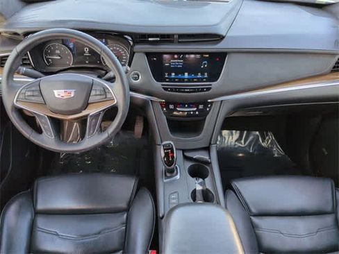 Used 2017 Cadillac XT5 Platinum image 15