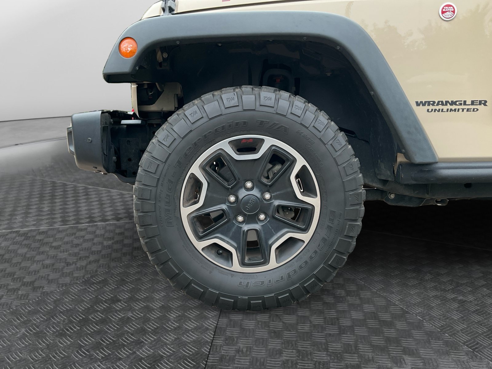Used 2016 Jeep Wrangler Unlimited Rubicon AWD/4WD image 16