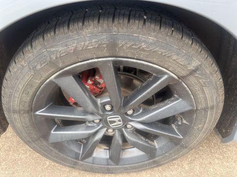 Used 2021 Honda Civic EX image 11