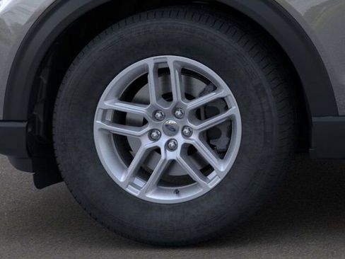 New 2025 Ford Explorer Active image 19