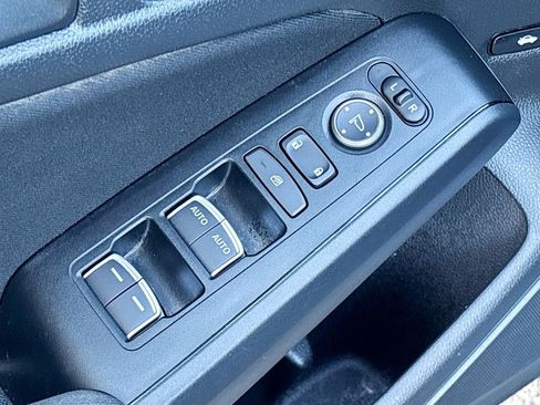 Used 2024 Honda Civic Sport image 17