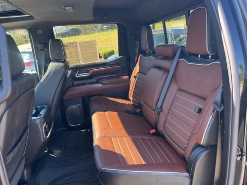 Used 2025 GMC Sierra 1500 Denali Ultimate AWD/4WD image 32