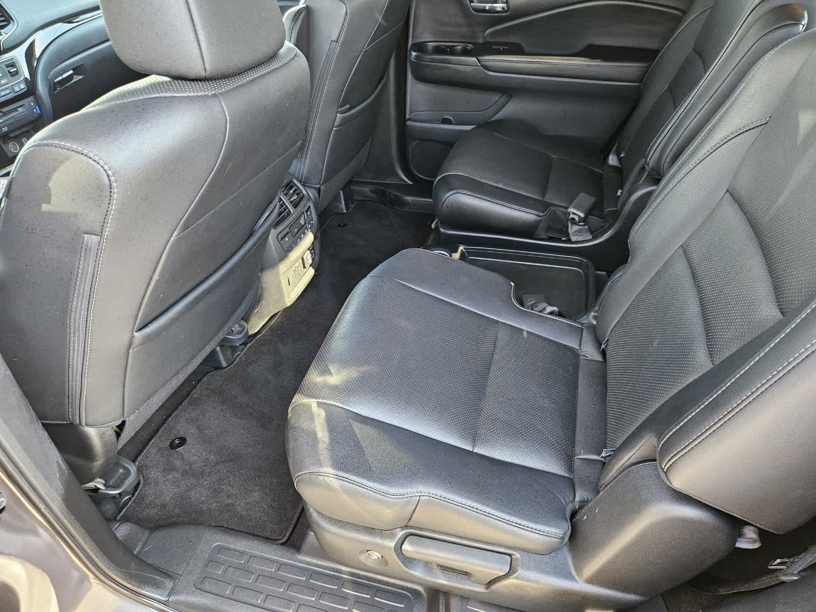 Used 2019 Honda Pilot Elite image 29