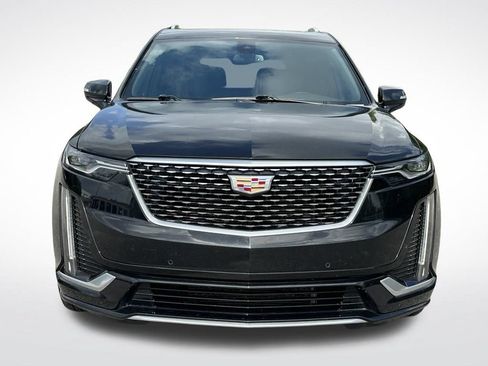 Used 2022 Cadillac XT6 Premium Luxury FWD image 6