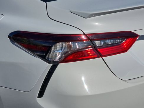 Used 2023 Toyota Camry SE image 31