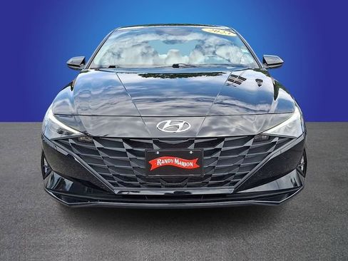 Used 2023 Hyundai Elantra SEL FWD image 2