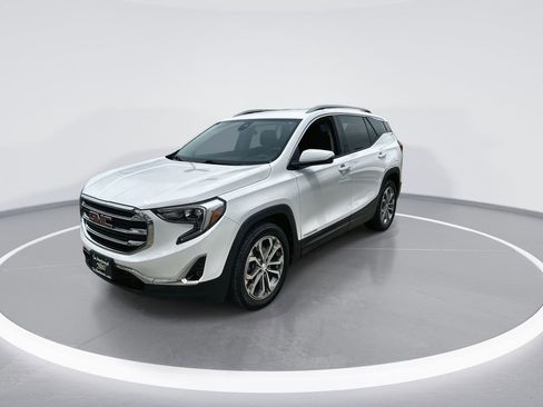 Used 2020 GMC Terrain SLT w/ Preferred Package FWD image 4