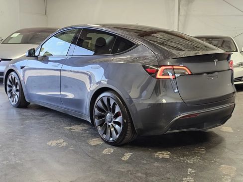 Used 2020 Tesla Model Y Long Range AWD/4WD image 2