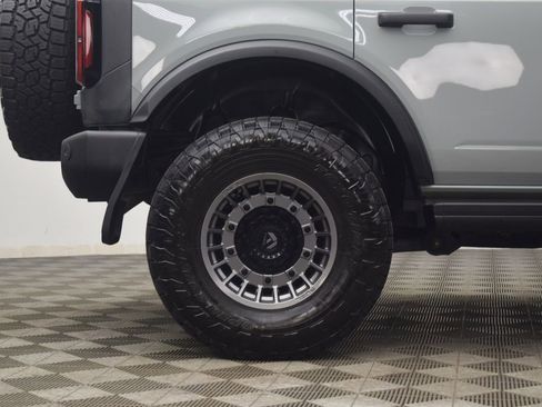 Used 2022 Ford Bronco Wildtrak image 33