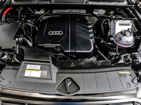 Used 2023 Audi Q5 2.0T Premium Plus w/ Premium Plus Package image 11