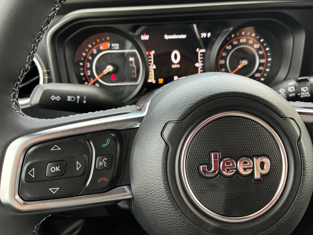 New 2026 Jeep Wrangler Unlimited Sahara AWD/4WD image 11