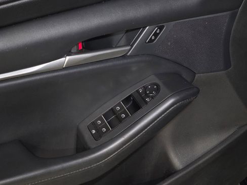 Used 2023 MAZDA MAZDA3 s image 16