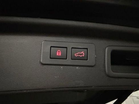 Used 2021 Subaru Forester Limited w/ Popular Package #3 image 11