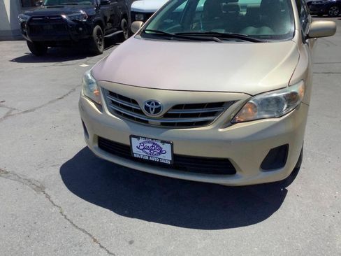 Used 2013 Toyota Corolla LE FWD image 4