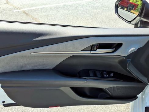 New 2026 Toyota Camry SE FWD image 9